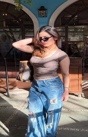 VIP call girl in Shimla